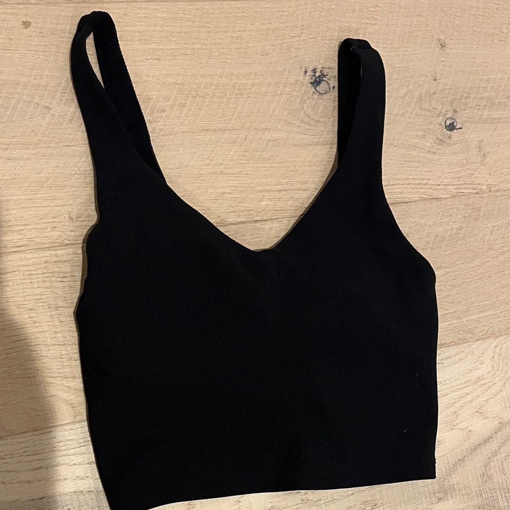 OFFLINE AERIE Cropped V-Neck Black Tank